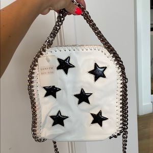 White handbag with the stars